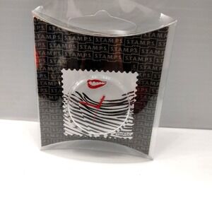 NWT S.T.A.M.P.S. TimeHouse GmbH Red Lips Japanese Move needs battery Face only